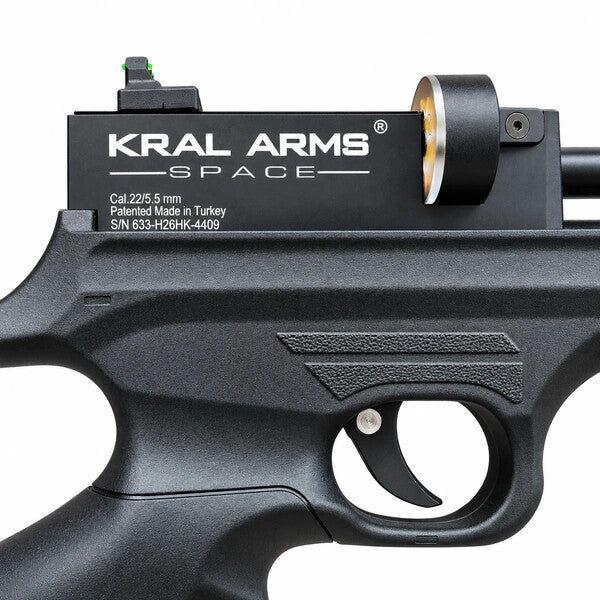 Kral Arms Puncher Space, nærbilde av avtrekk og merking